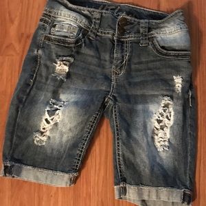 ☀️Wallflower Jean Shorts